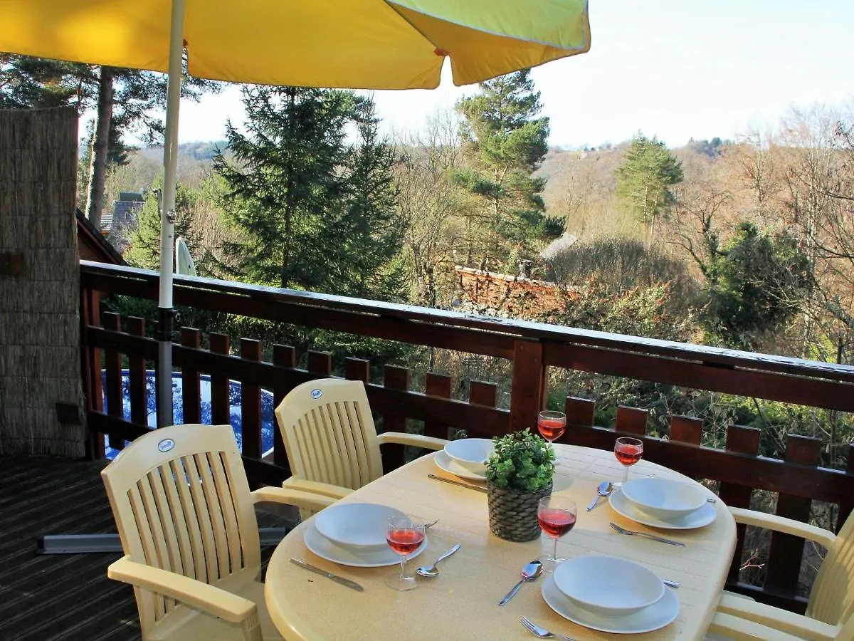 Pretty Chalet In Beaulieu With Private Pool Beaulieu (Cantal)