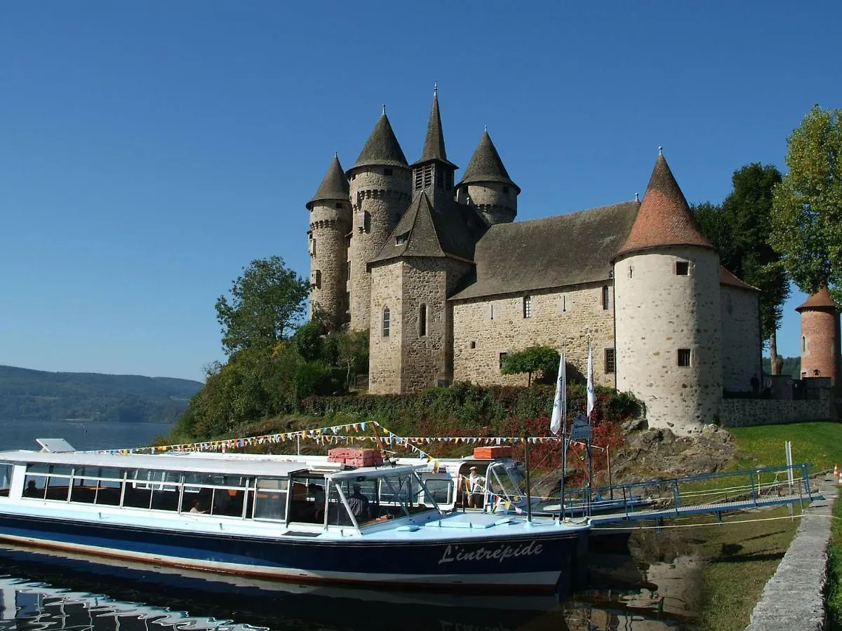 Pretty Chalet In Beaulieu With Private Pool Holiday home Beaulieu (Cantal)